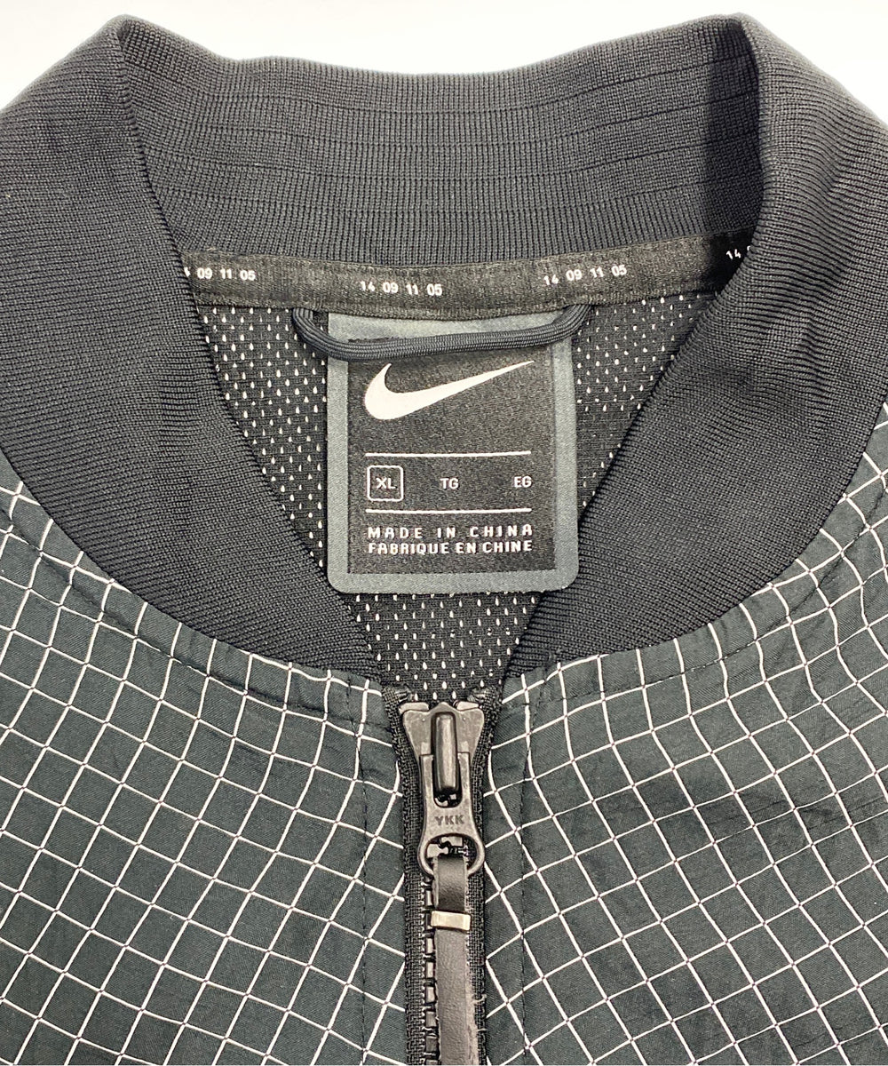 NIKEブランドナイロンジャケット