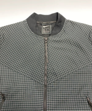 NIKEブランドナイロンジャケット