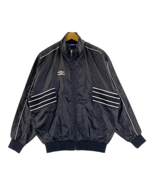 umbroブランドナイロンジャケット