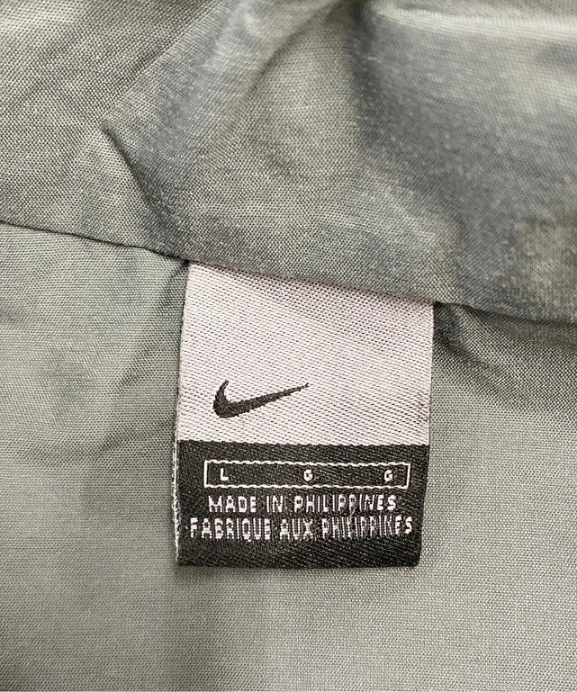 NIKEブランドナイロンジャケット