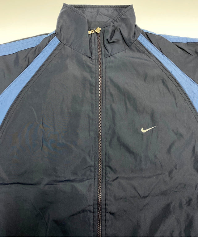 NIKEブランドナイロンジャケット