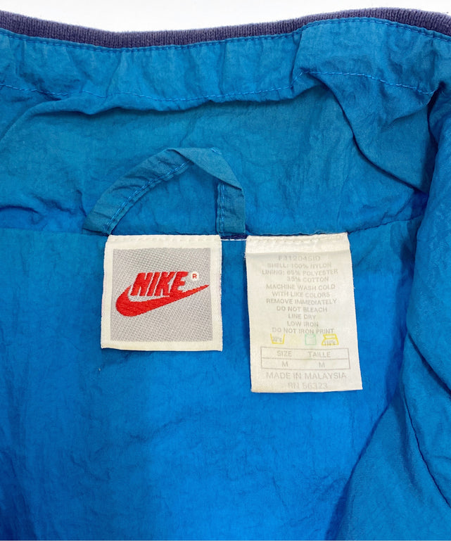 NIKEブランドナイロンジャケット