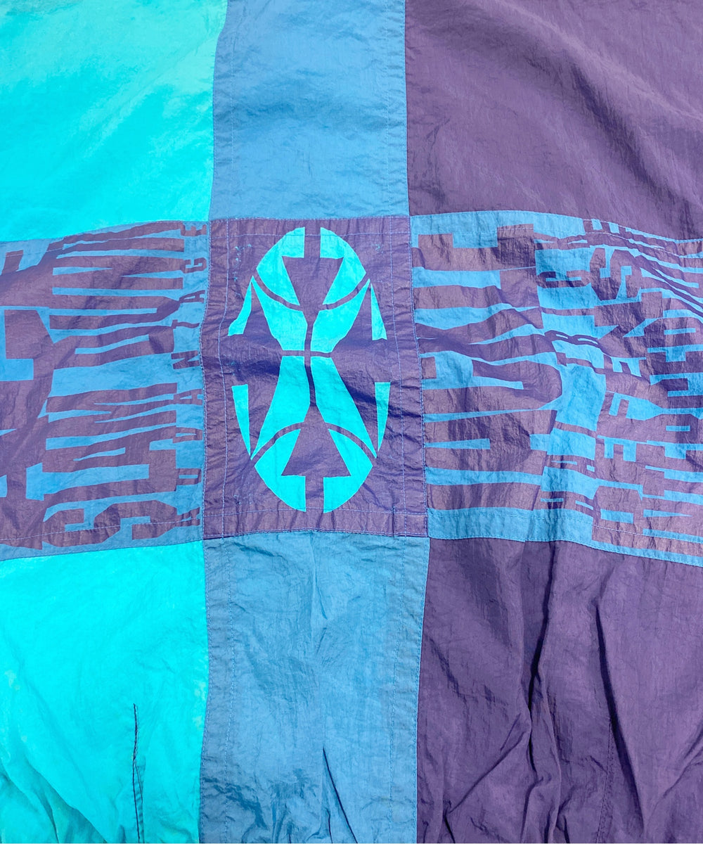 NIKEブランドナイロンジャケット