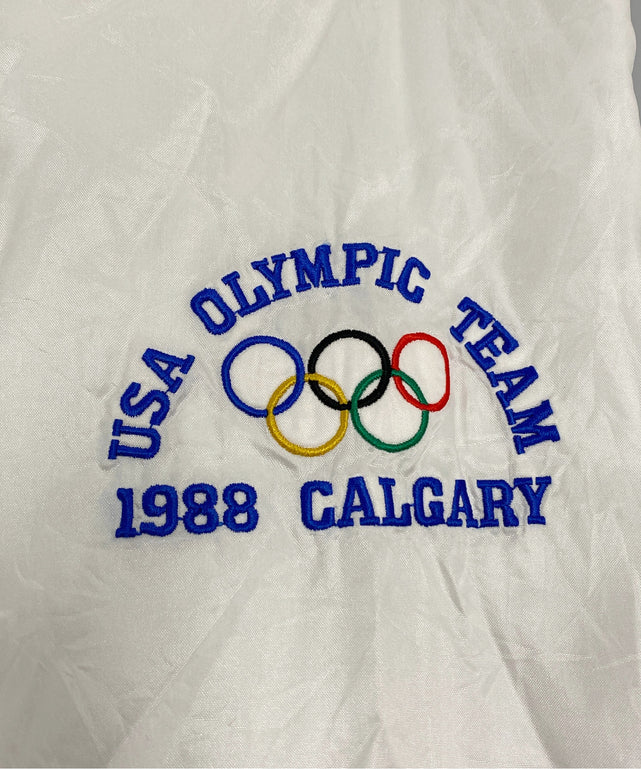 adidasブランドナイロンジャケット