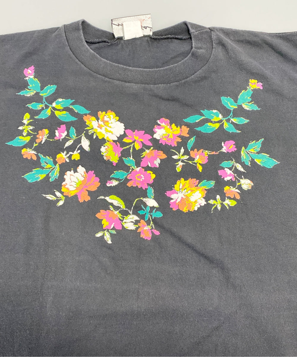 marika 90STシャツ