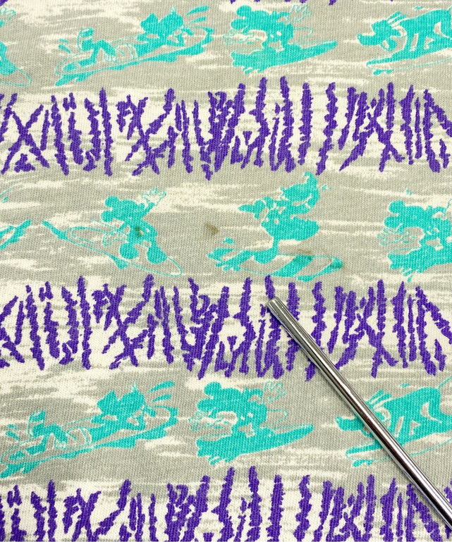 Disney キャラクターTシャツ