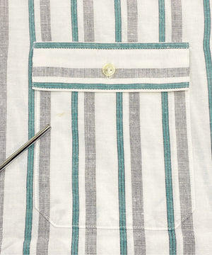 半袖ストライプシャツ