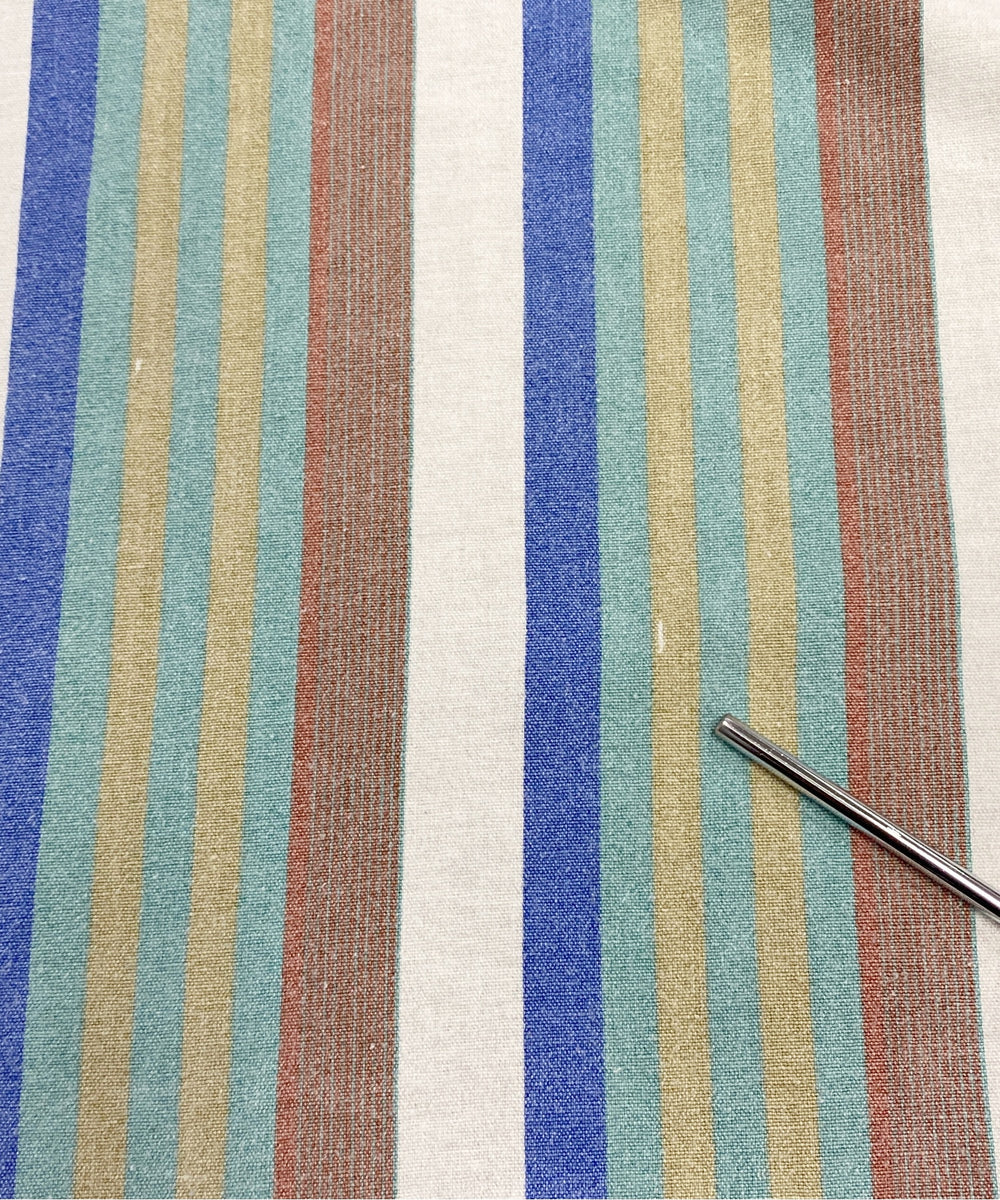 半袖ストライプシャツ