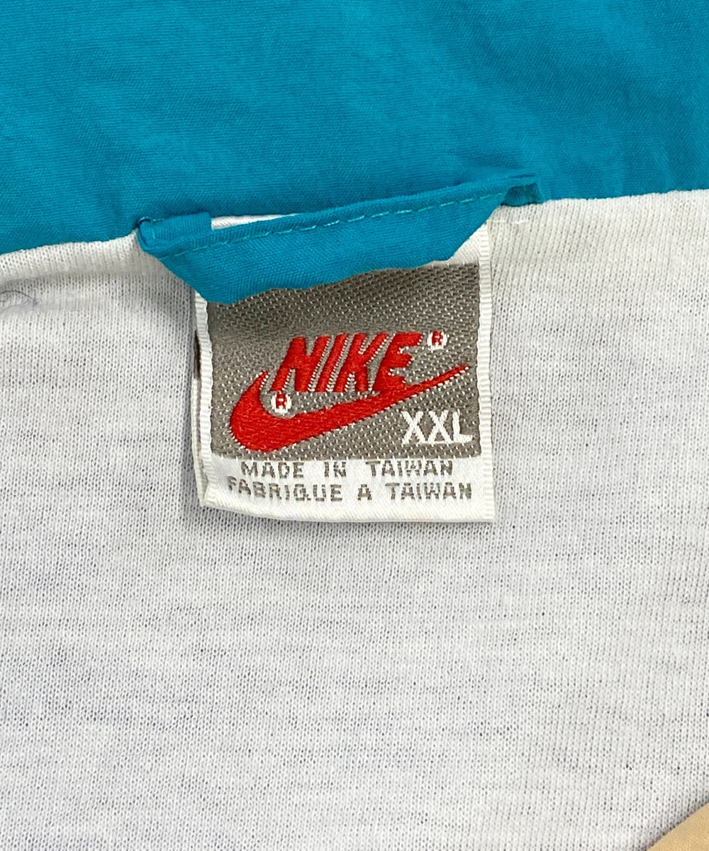 NIKE ブランドナイロンジャケット