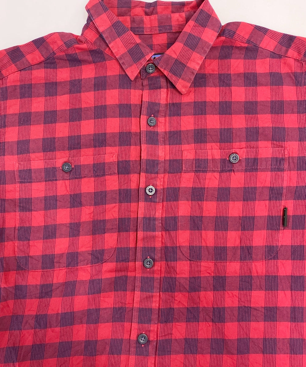 Patagonia アウトドアブランドシャツ