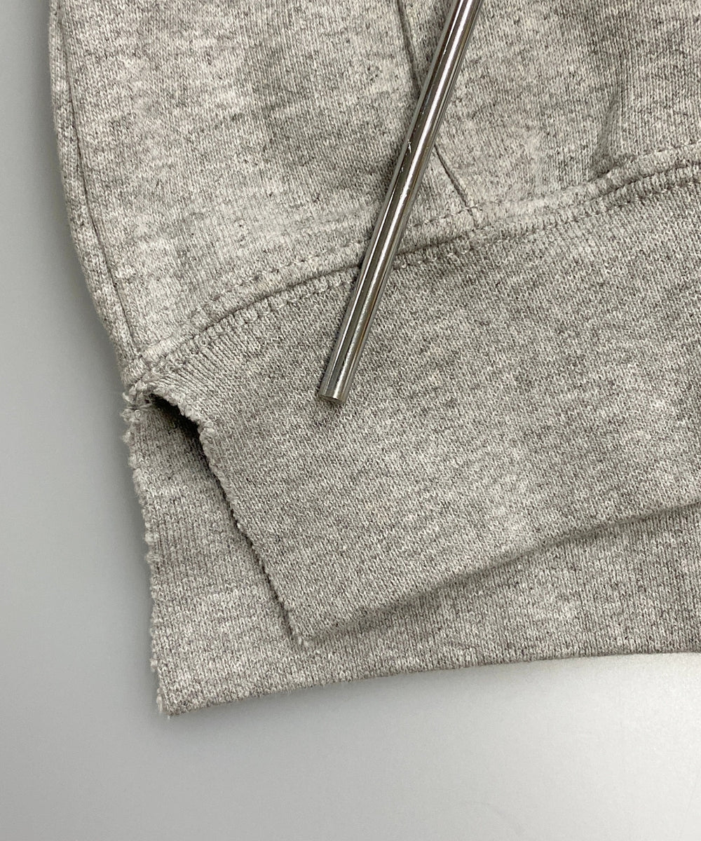 Carhartt スウェット