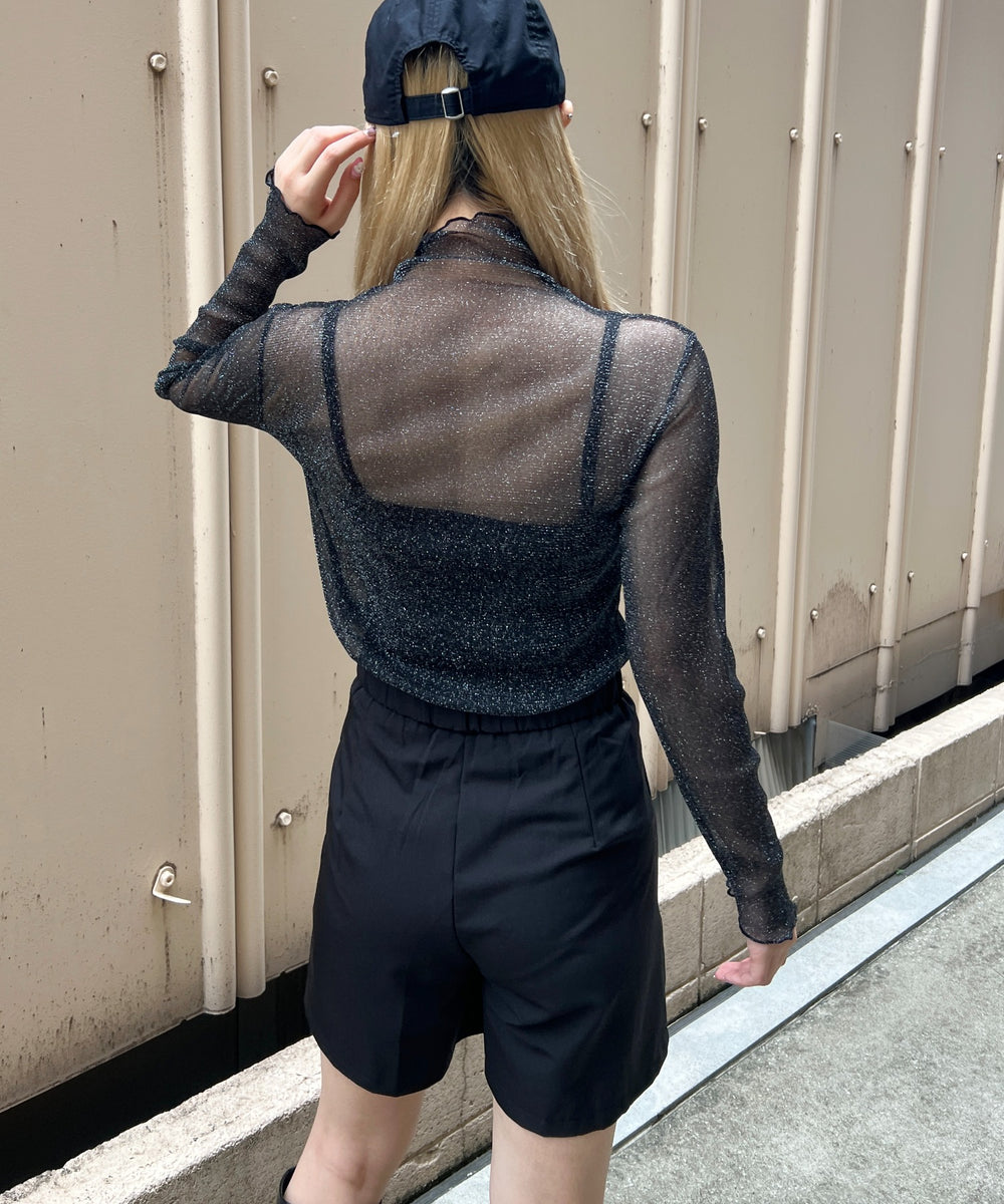 ラメシアートップス