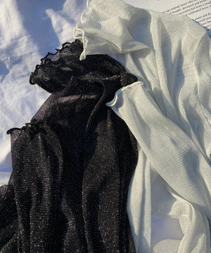 ラメシアートップス