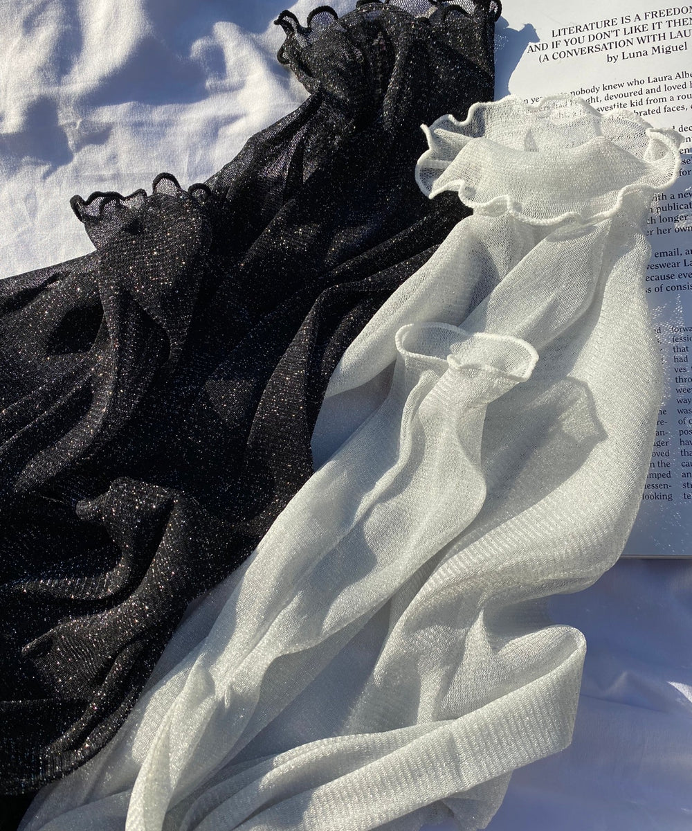 ラメシアートップス