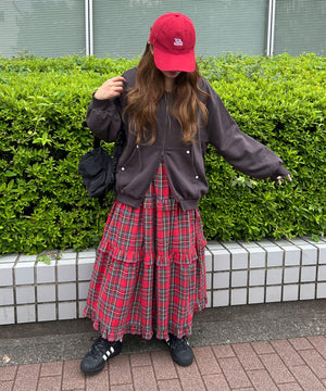 レッド モデル：155㎝ F着用