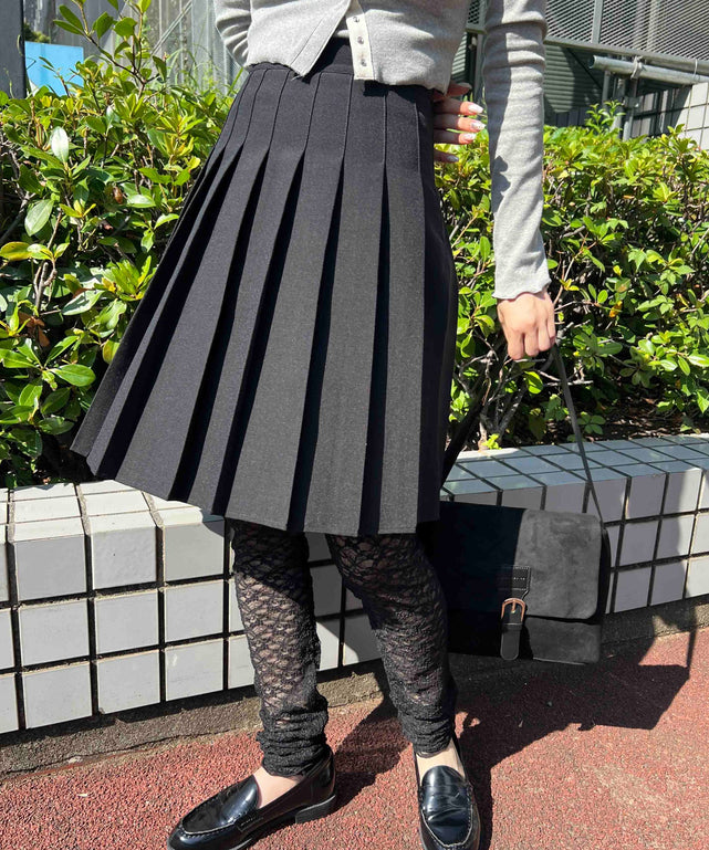 SIIILON 黒レース ハーフパンツ レギンス SIIILON 黒レース ハーフパンツ レギンス DRAGONハーフパンツ