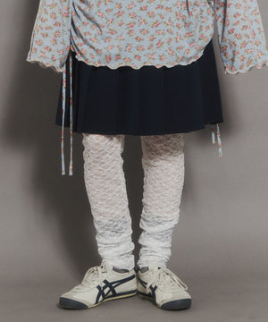 ホワイト モデル：160㎝ F着用