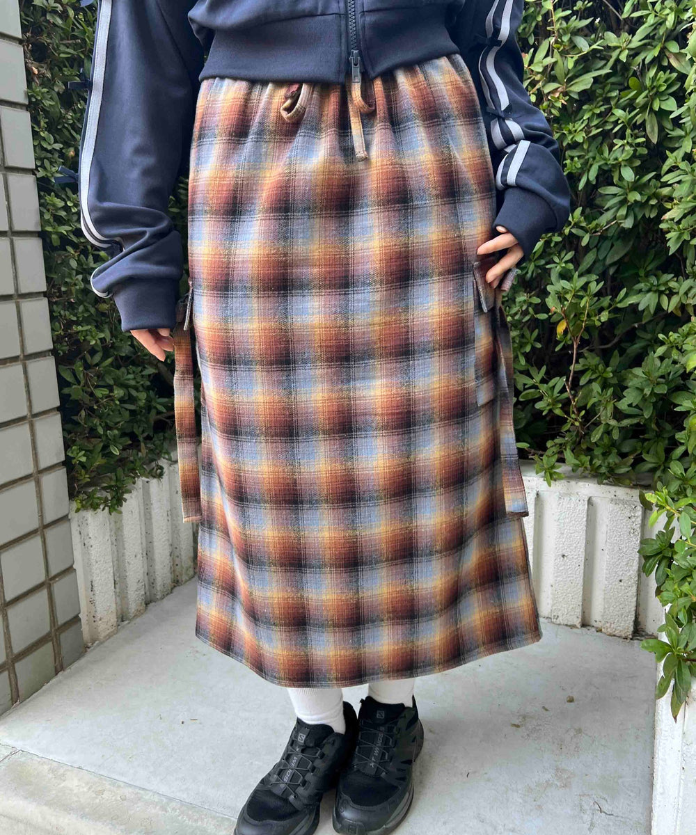 チェックカーゴロングスカート