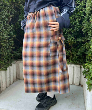 チェックカーゴロングスカート