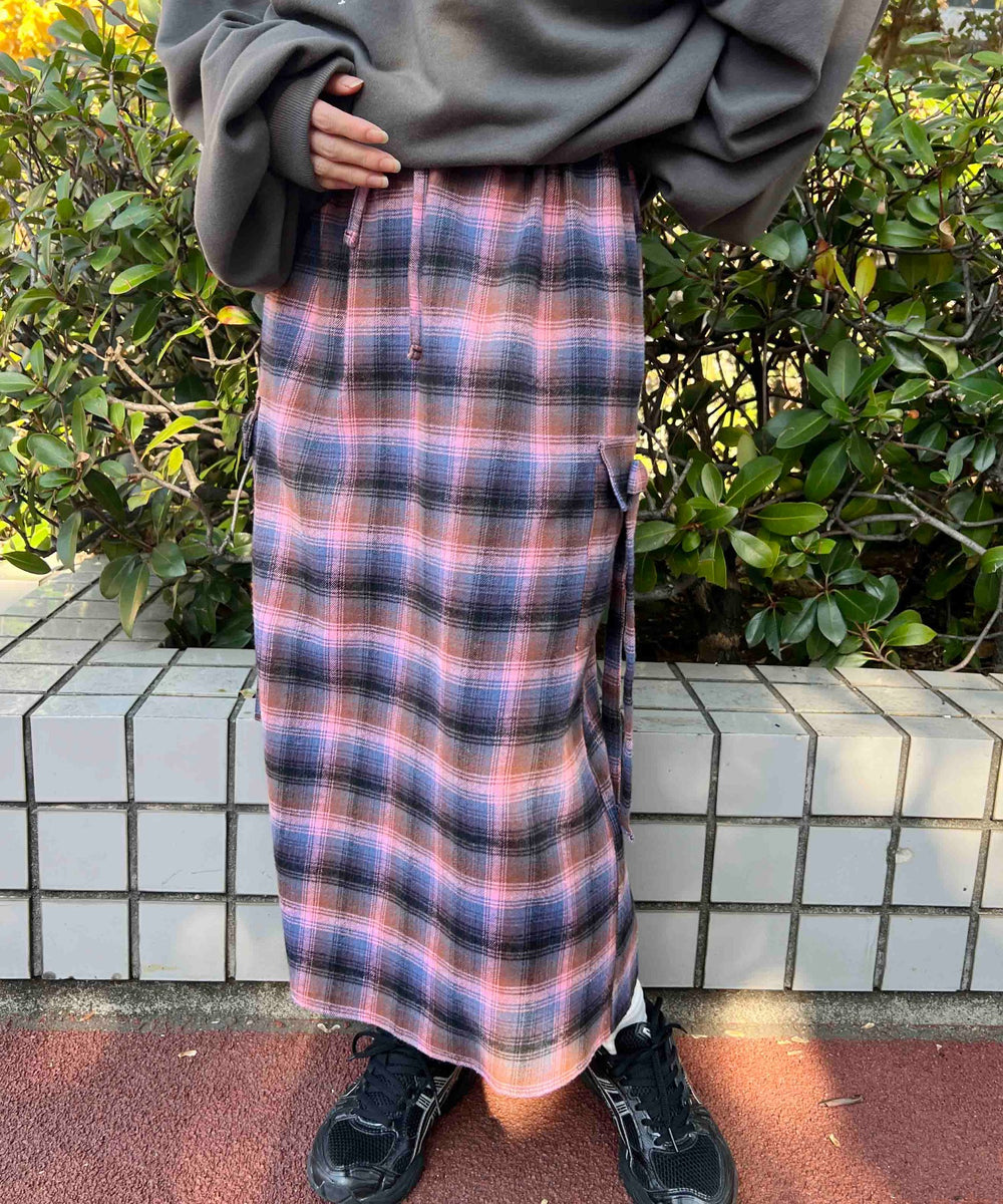 チェックカーゴロングスカート