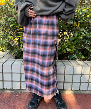 チェックカーゴロングスカート