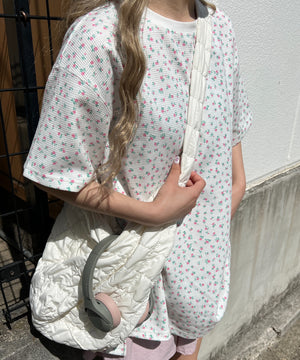 フラワー柄ビッグTシャツ