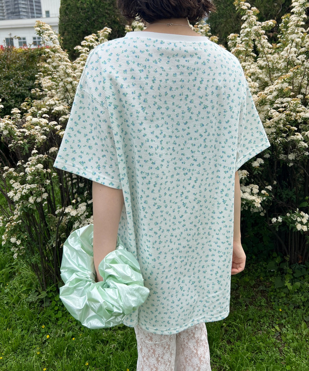 フラワー柄ビッグTシャツ