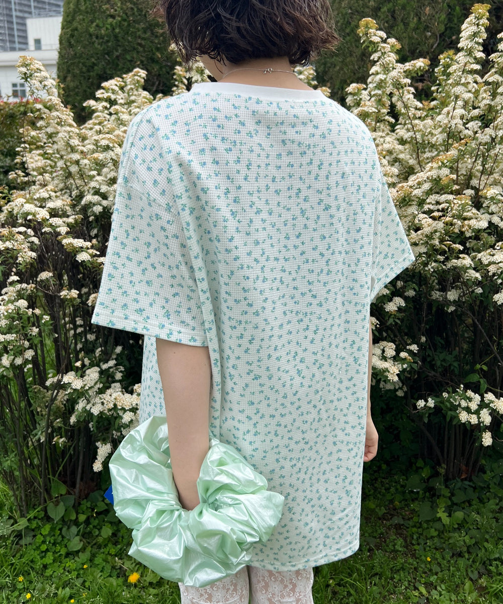 フラワー柄ビッグTシャツ