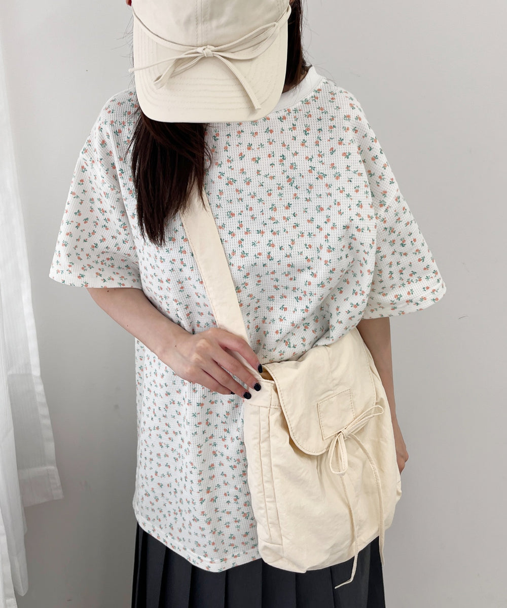 フラワー柄ビッグTシャツ