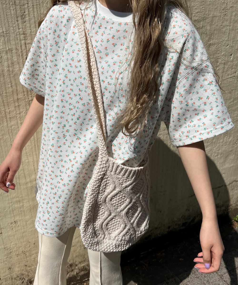 フラワー柄ビッグTシャツ