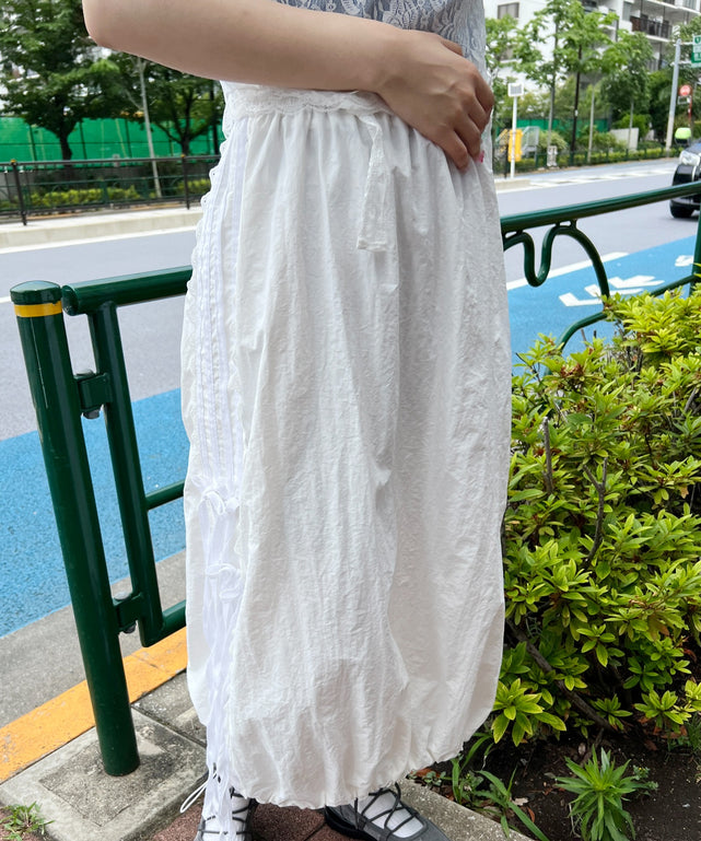 ホワイト モデル：160㎝ F着用