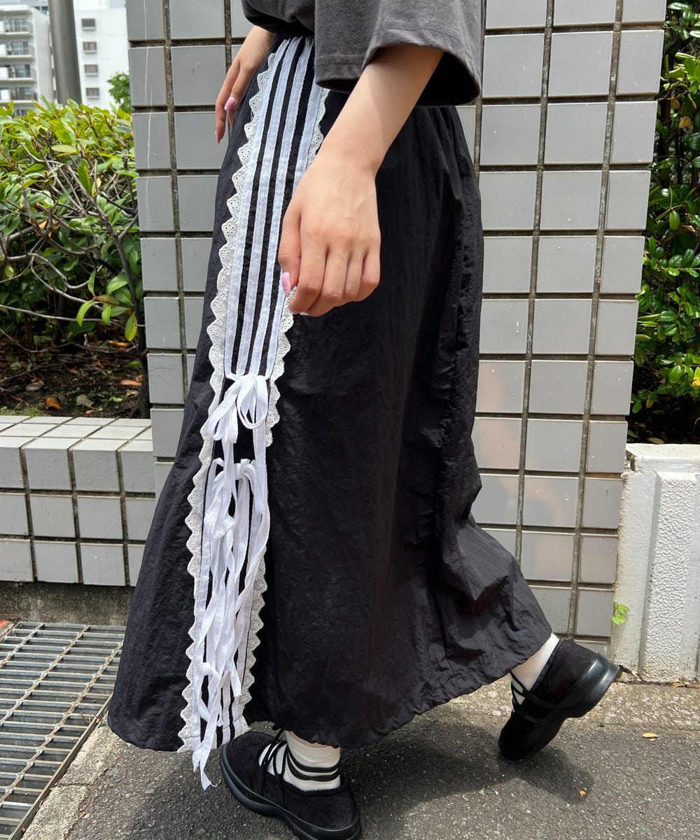リボンラインナイロンロングスカート
