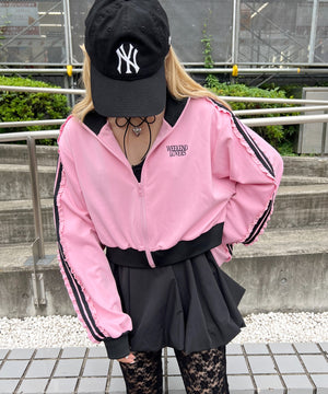 ピンク モデル：160㎝ F着用