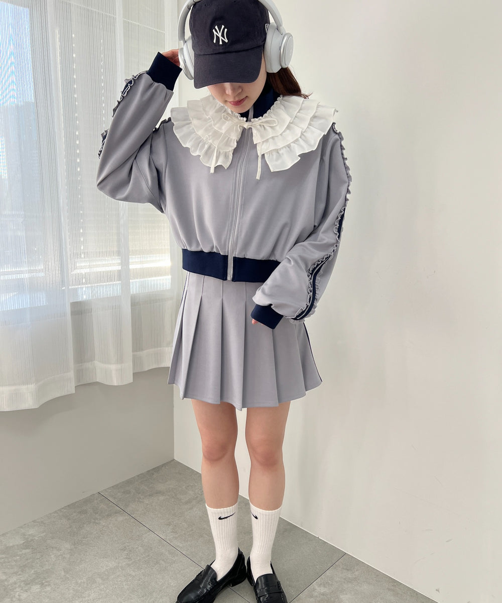 グレー モデル：160㎝ F着用