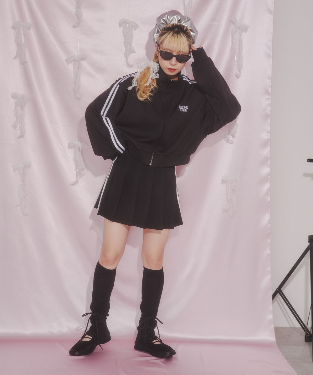 ブラック モデル：160㎝ F着用