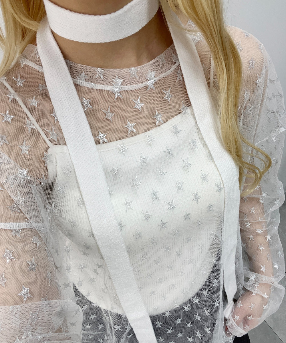 ホワイト モデル：160㎝ F着用