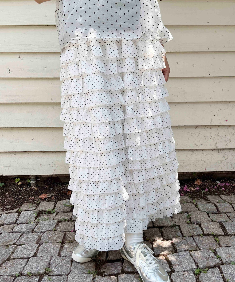 ホワイト モデル：155㎝ F着用