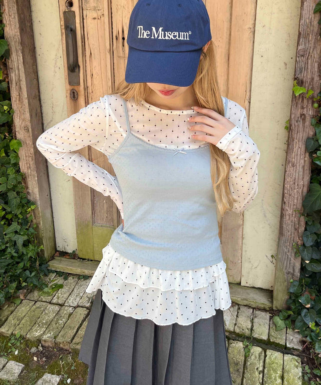 ホワイト モデル：160㎝ F着用