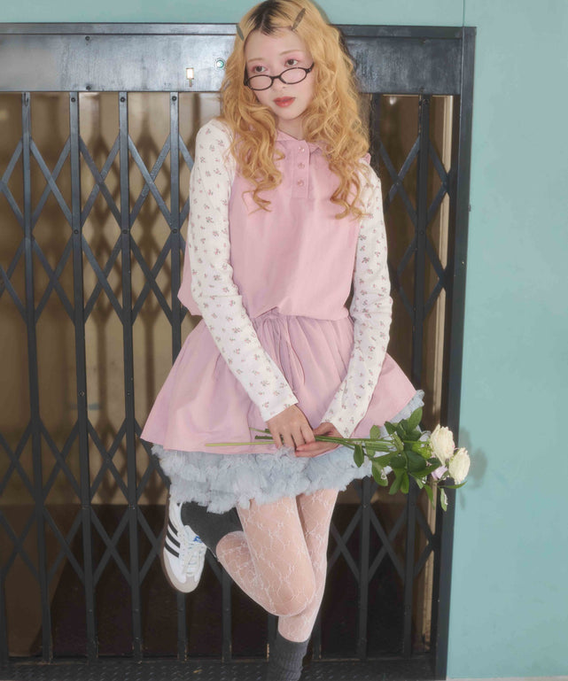 ホワイト モデル：162㎝ F着用