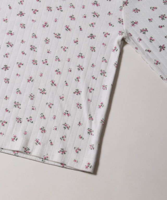 フラワーパターントップス