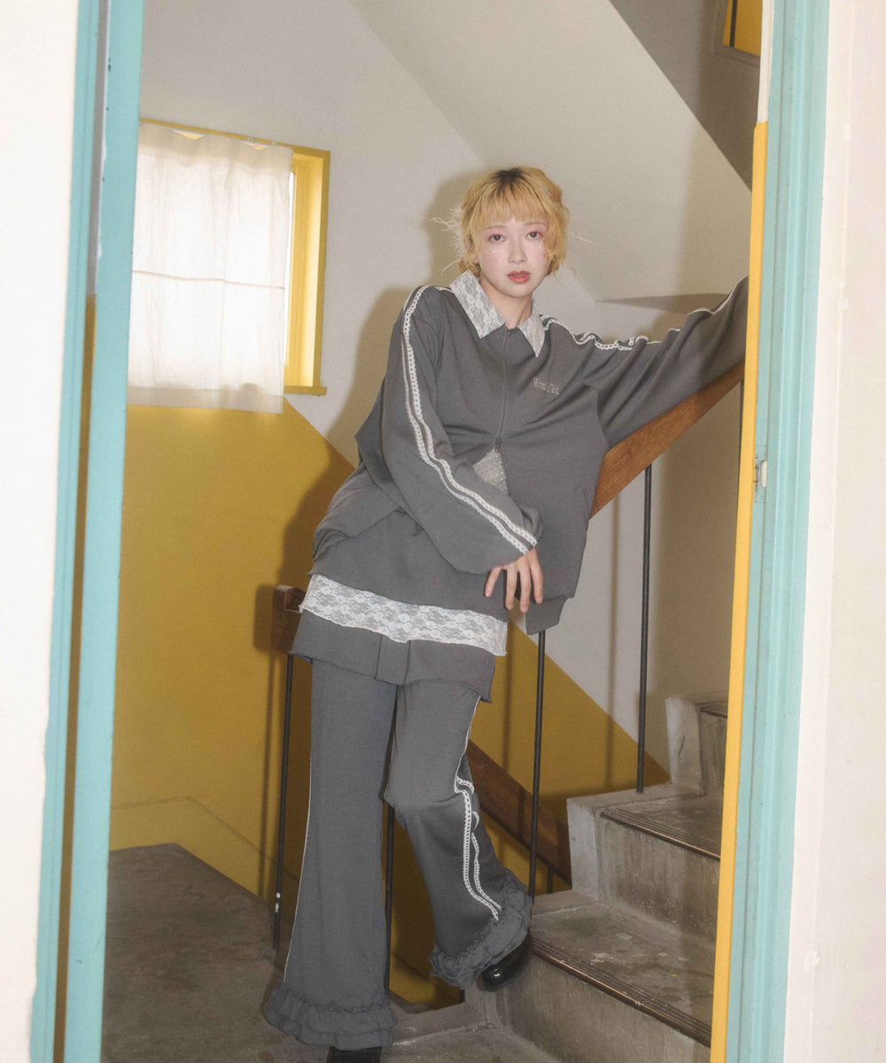 グレー モデル：162㎝ F着用