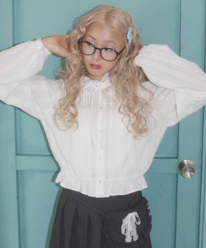 ホワイト モデル：161㎝ F着用