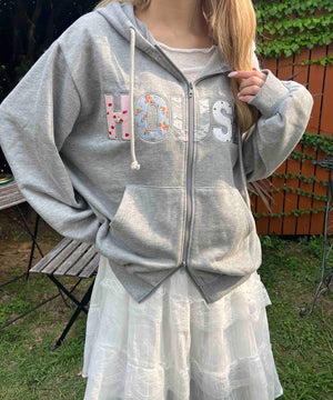 グレー モデル：160㎝ F着用