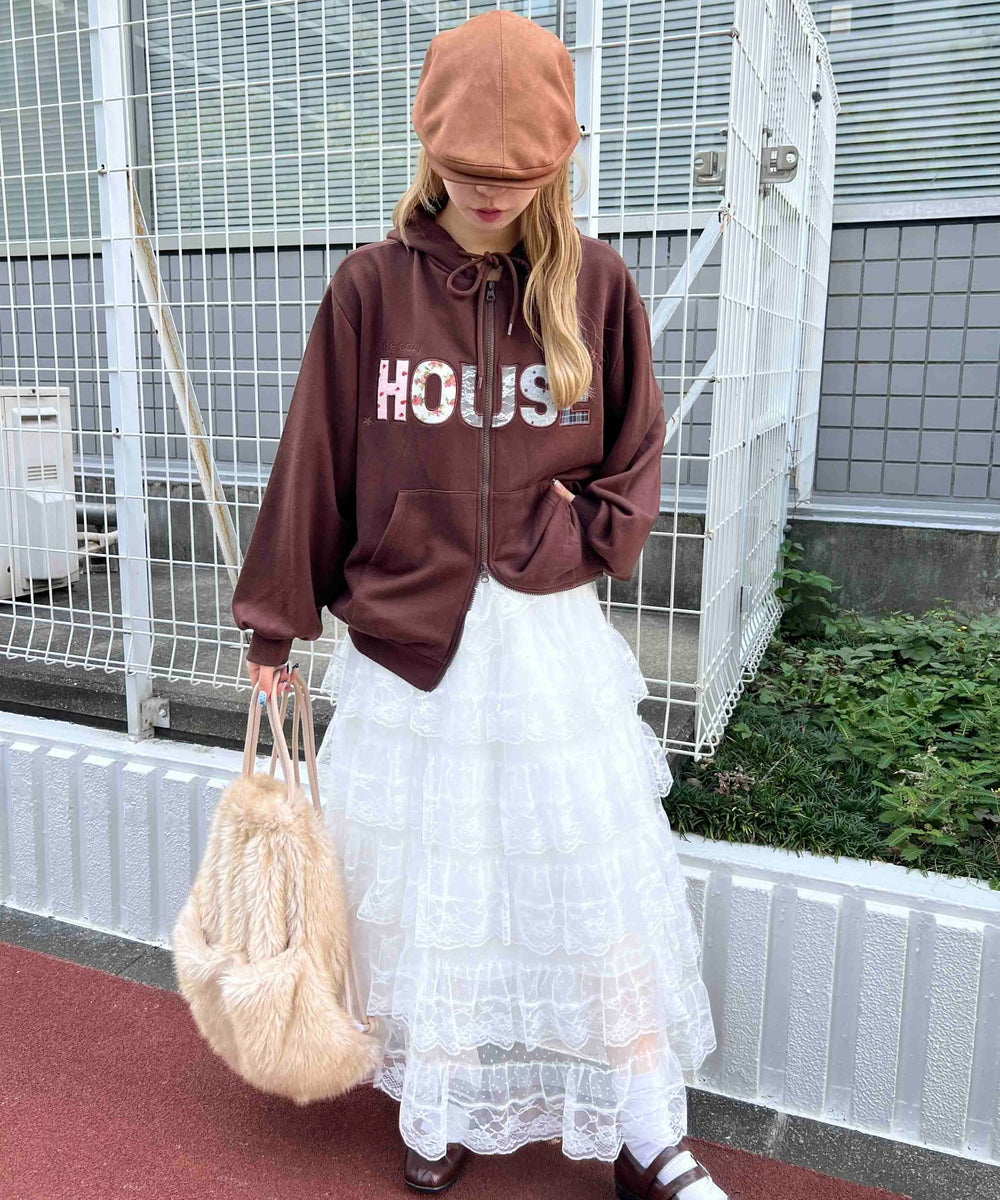 ブラウン モデル：160㎝ F着用