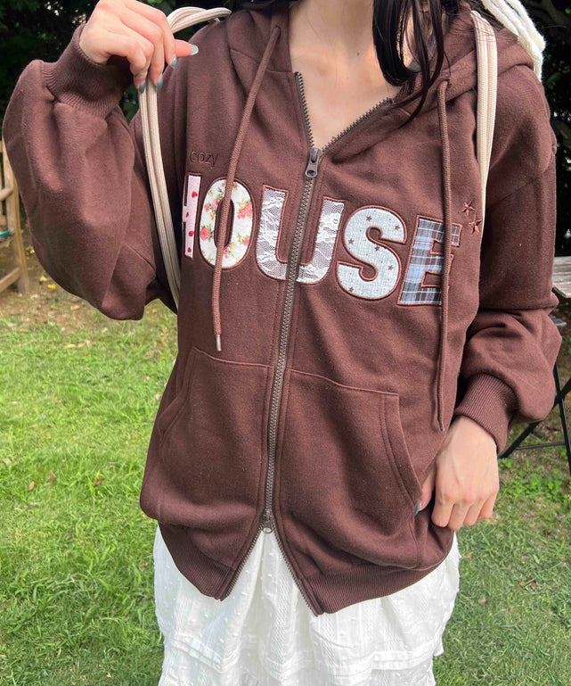 ブラウン モデル：157㎝ F着用