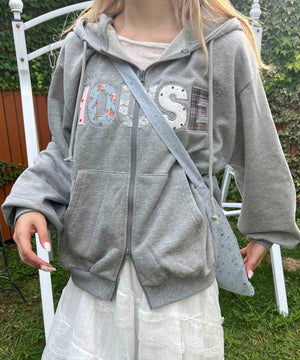 グレー モデル：160㎝ F着用