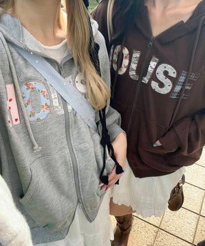 パッチワークロゴパーカー