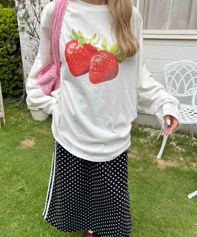 ホワイト モデル：160㎝ F着用