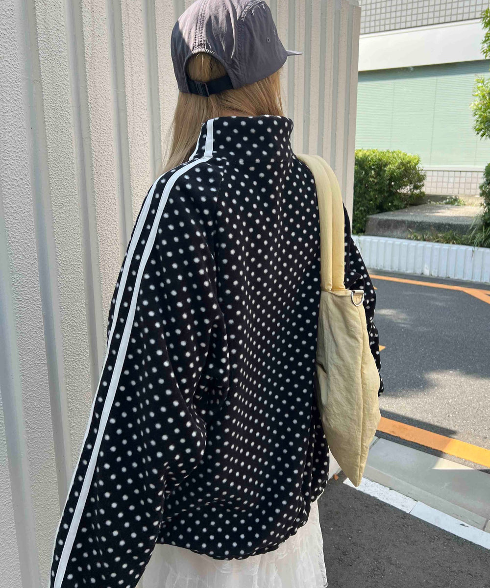 ブラック モデル：160㎝ F着用