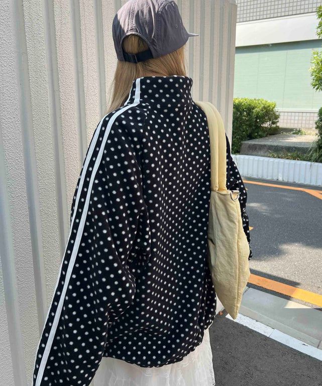 ブラック モデル：160㎝ F着用